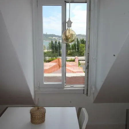 Daire B&w Belem River View 3 Floor